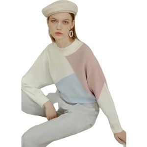 NWOT. Petite Studio Colorblock Crewneck Relaxed Fit Wool Sweater. Size Medium